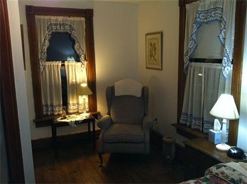 The Willow Tree Inn B&B Купърстаун Екстериор снимка